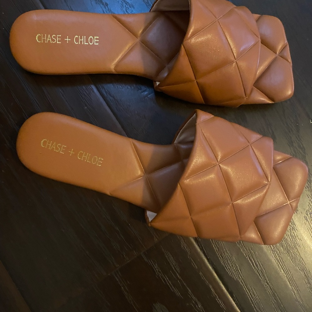 Nib Chase & Chloe Quilted Square Toe Sandle, Tan … - image 4